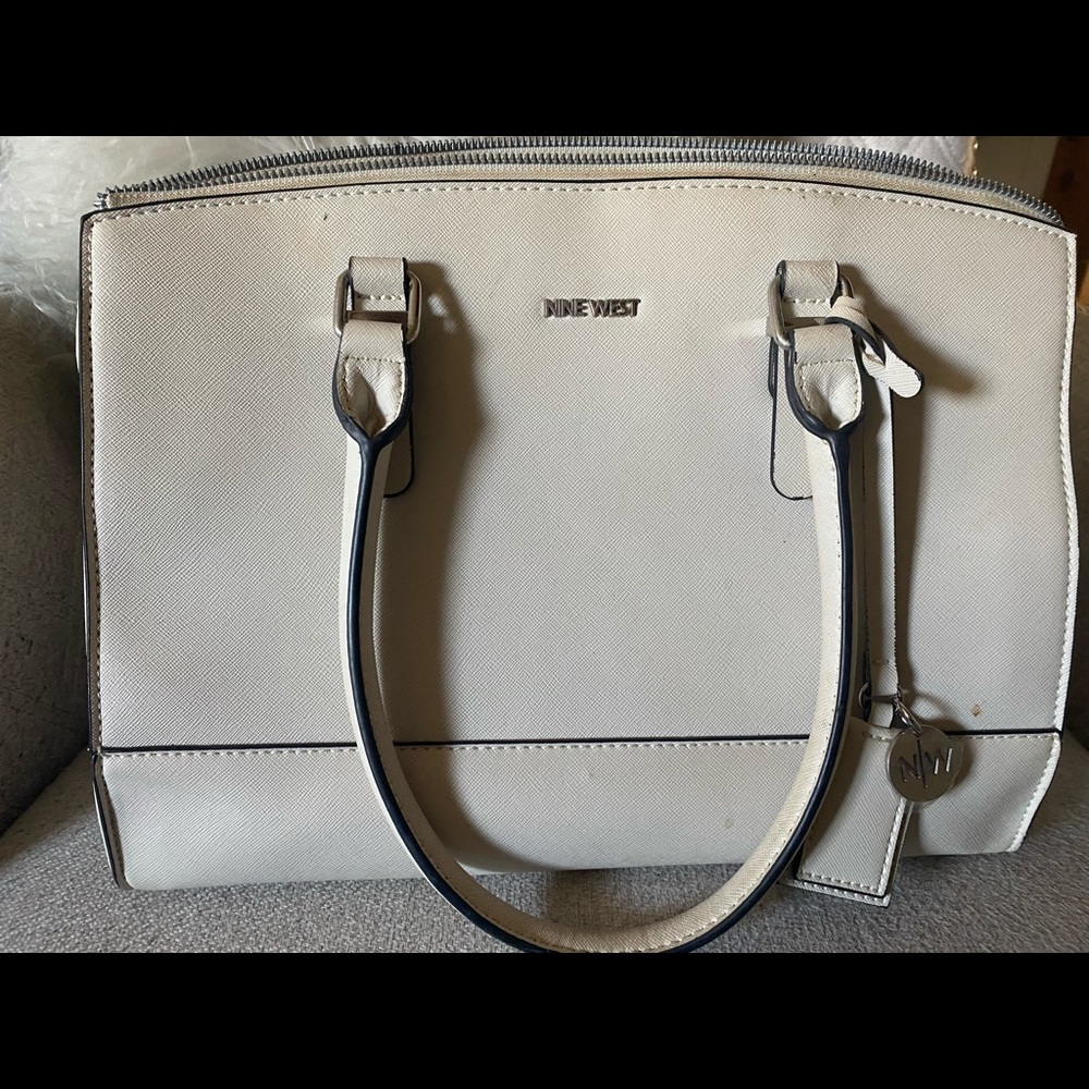 Off white 9 West hand bag